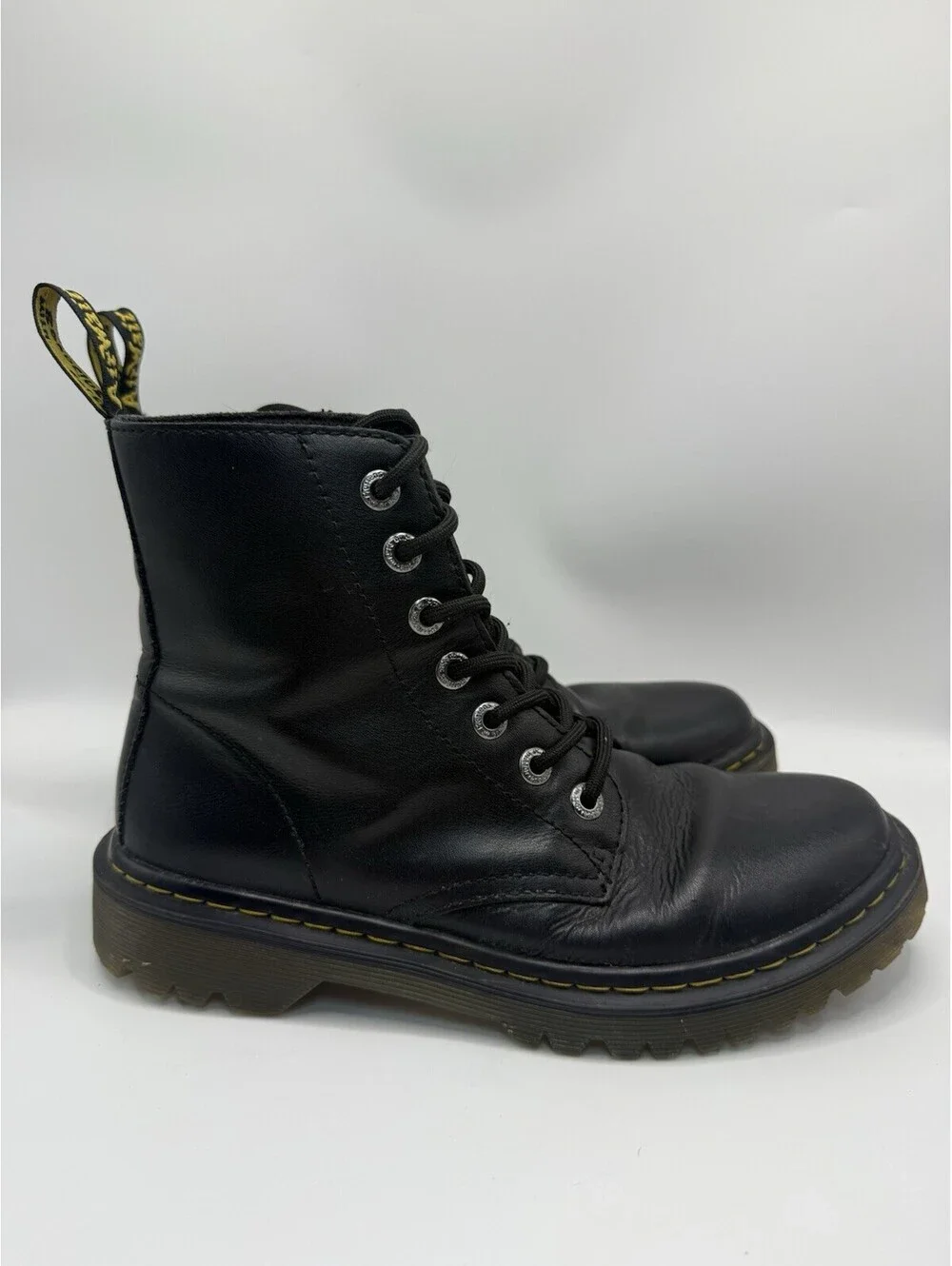 Dr Doc Martens Luana Air Wair Black Leather Combat Boots US Women’s Size 8